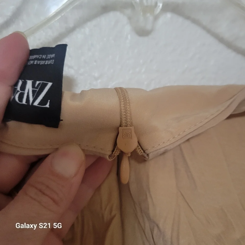 NWT Zara crinkle balloon sleeve top size  small